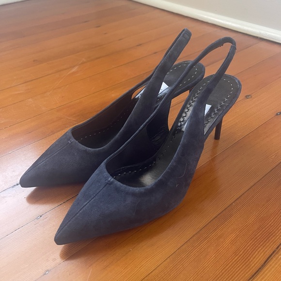 Navy MaxMara Slingback Heels - Picture 3 of 4